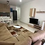 Vala Park Apartment